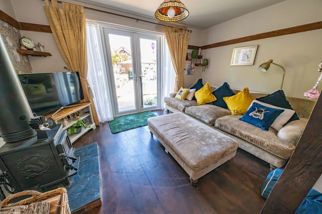 2 Fishers Hill